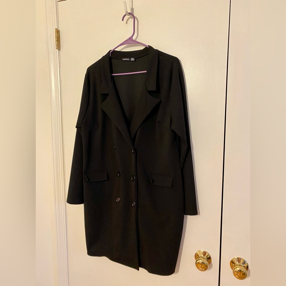 BOOHOO Women’s Black Jacket Thin 18
